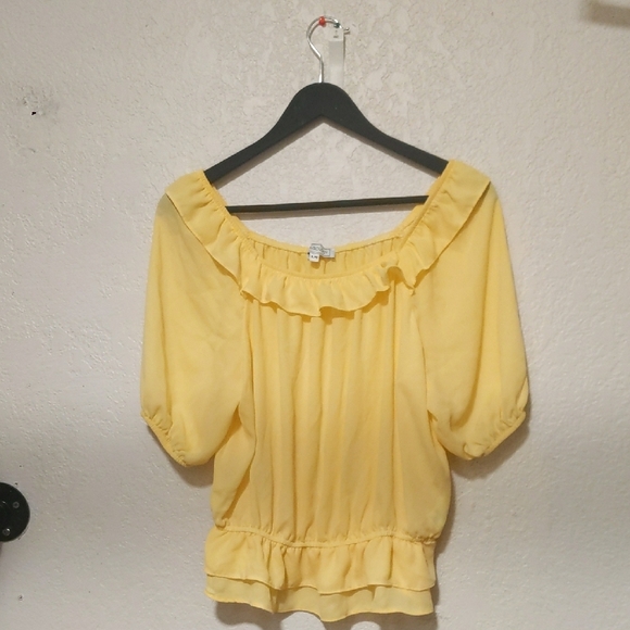 Yellow Puff Sleeve Ruffled Blouse - Picture 1 of 2